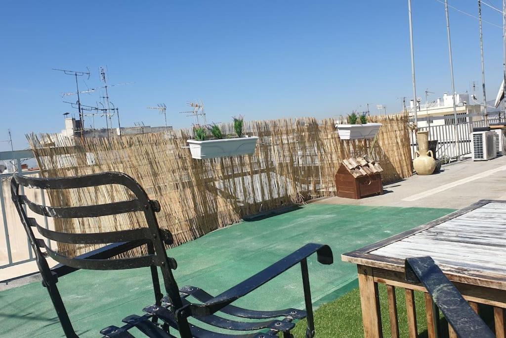 Apartmán Καλινοβου 1 Κευελπιδων Πεδιον Αρεωσ Atény Exteriér fotografie